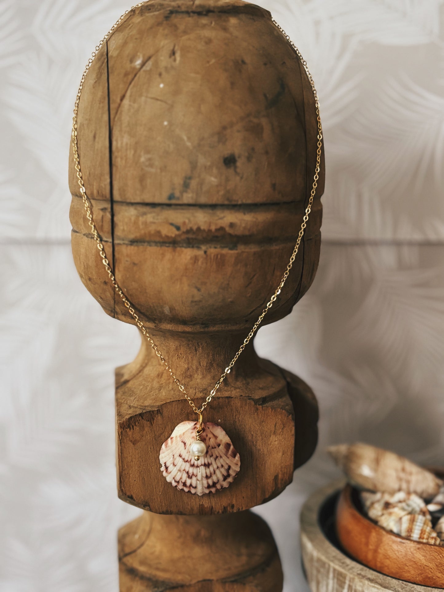 On the shoreline Necklace